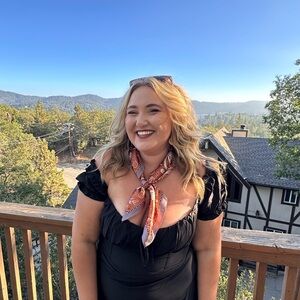 Meet your Posher, Nicole